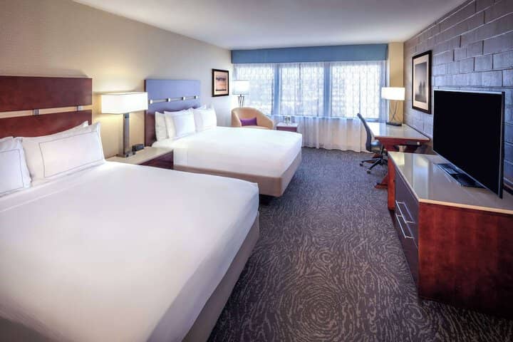 Room 8 of 27